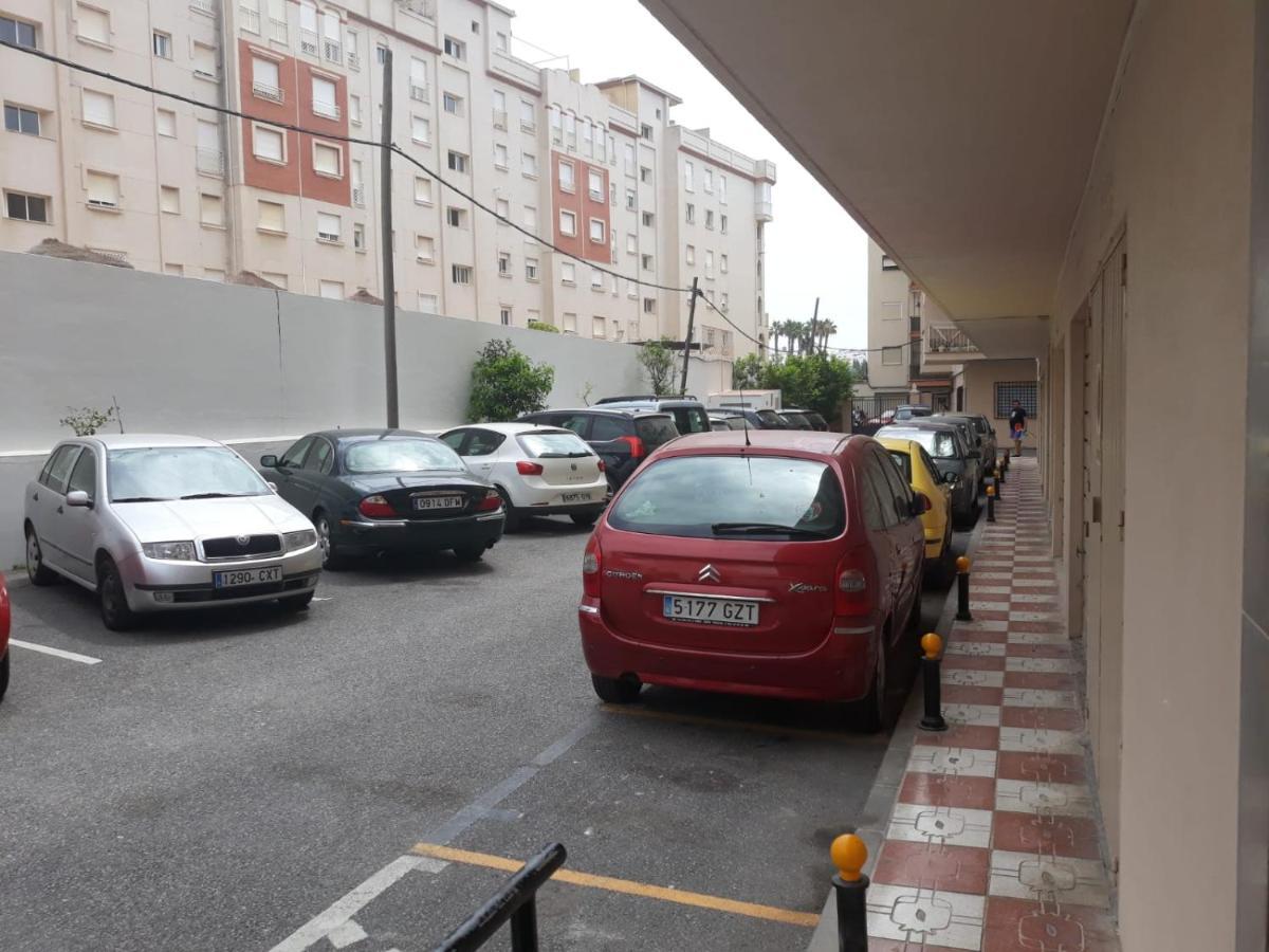 Paseo San Cristobal Apartment อัลมูเญการ์ ภายนอก รูปภาพ