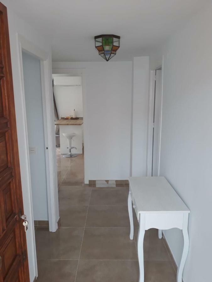 Paseo San Cristobal Apartment อัลมูเญการ์ ภายนอก รูปภาพ