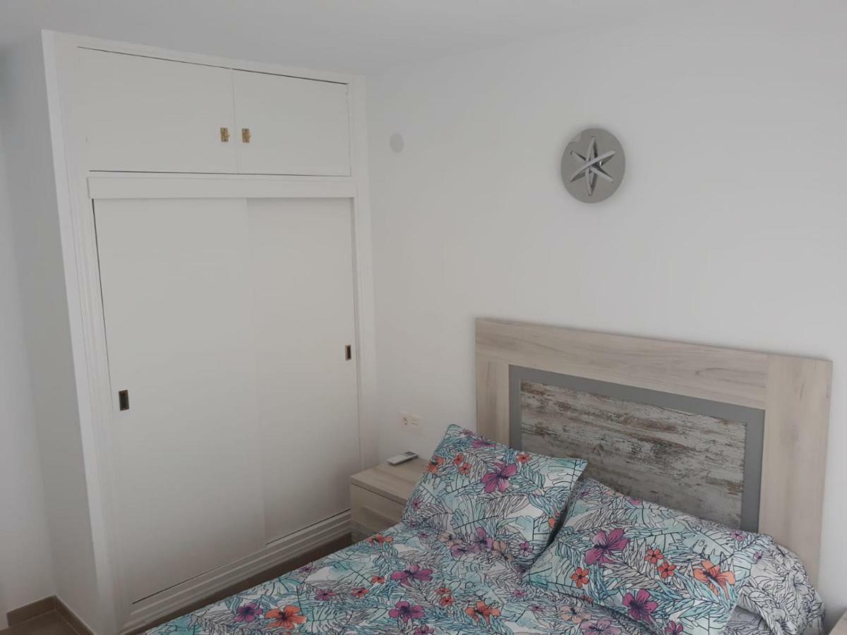Paseo San Cristobal Apartment อัลมูเญการ์ ภายนอก รูปภาพ