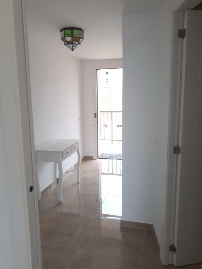 Paseo San Cristobal Apartment อัลมูเญการ์ ภายนอก รูปภาพ