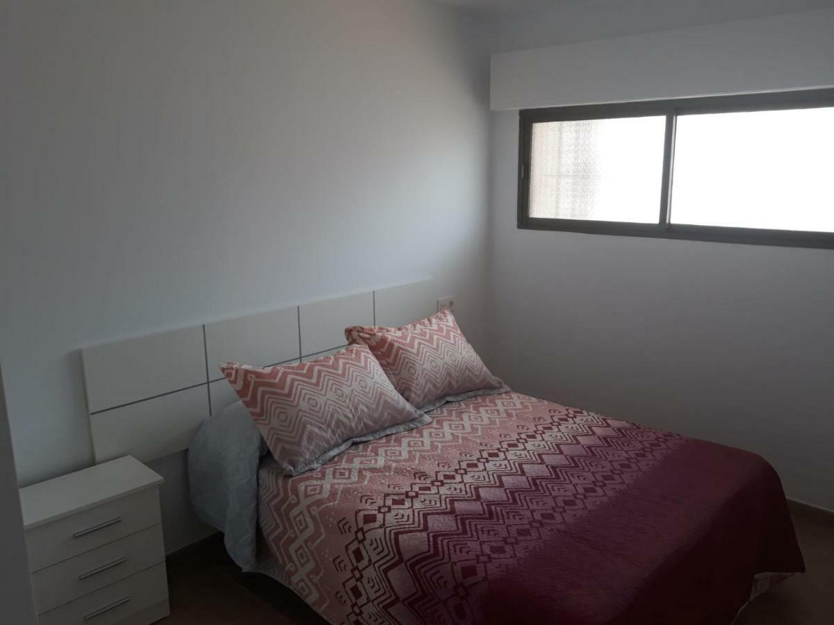 Paseo San Cristobal Apartment อัลมูเญการ์ ภายนอก รูปภาพ